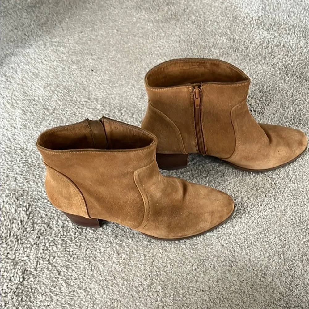 Sole Society Suede Ankle Boots, Women Tan Modern Western Bootie in Size 9.5